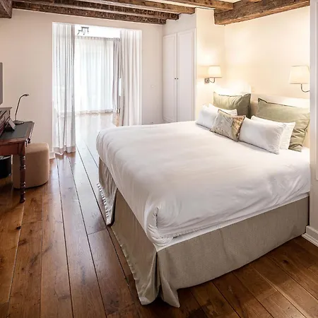 Hotel De Tuilerieen - Small Luxury Of The World Bruges