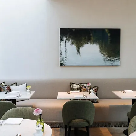 De Tuilerieen - Small Luxury Of The World 5*